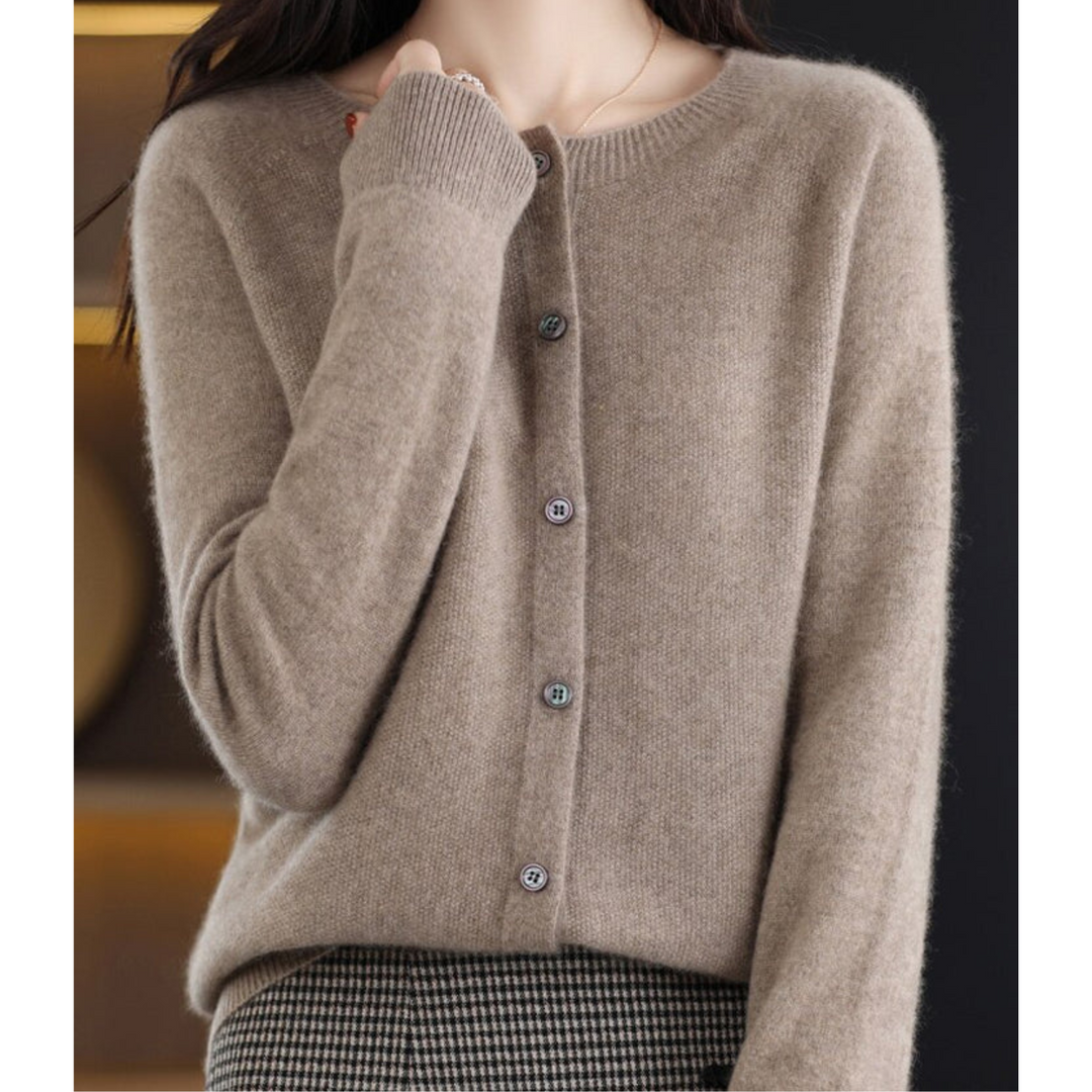 Merino Wool & Cashmere Cardigan for Women - Elegant O-Neck Winter Knit 10
