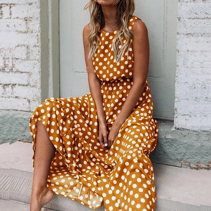 Sleeveless Polka Dot Dress with Defined Waist 3