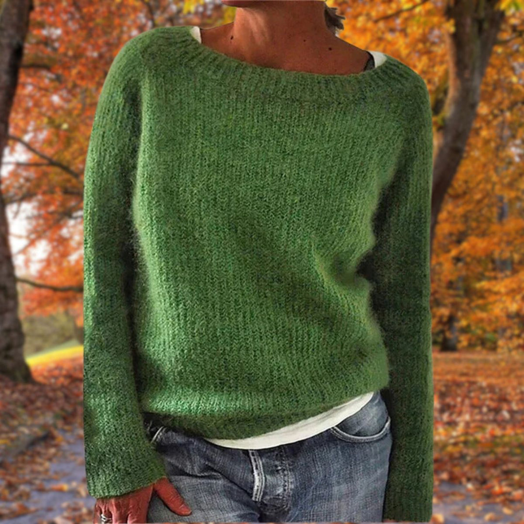 Women's Classic Merino Wool Sweater, Elegant Warm Knit for Fall and Winter 5