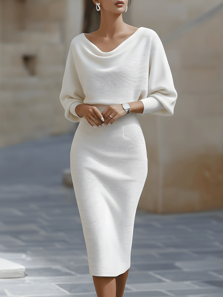 Elegant Draped Midi Dress with Boat Neckline and Fitted Cut 2