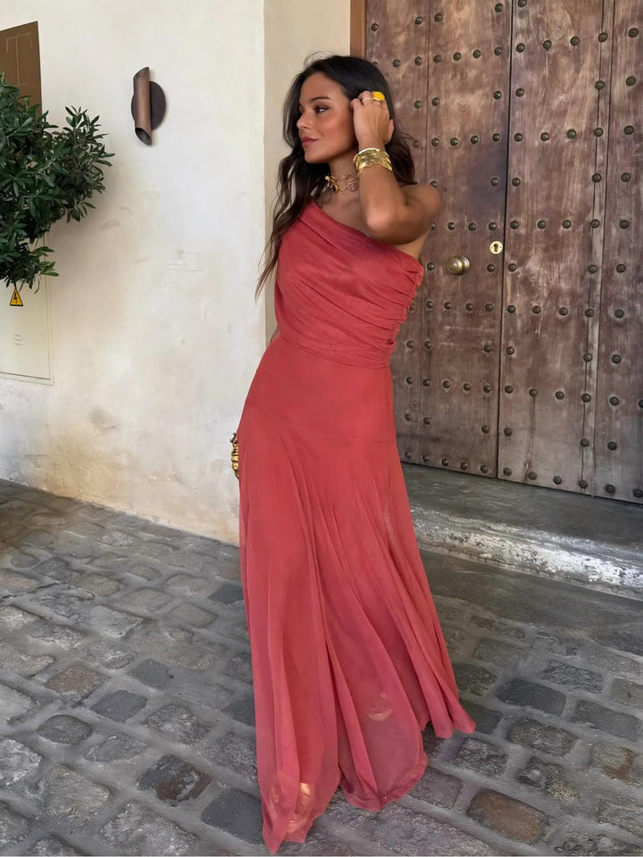 Elegant One-Shoulder Mesh Maxi Dress with Flowing Skirt 4