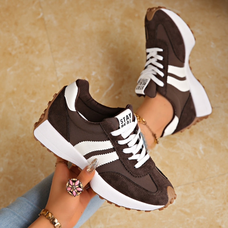 Women's Retro Platform Running Sneakers in Suede for Street Style 3