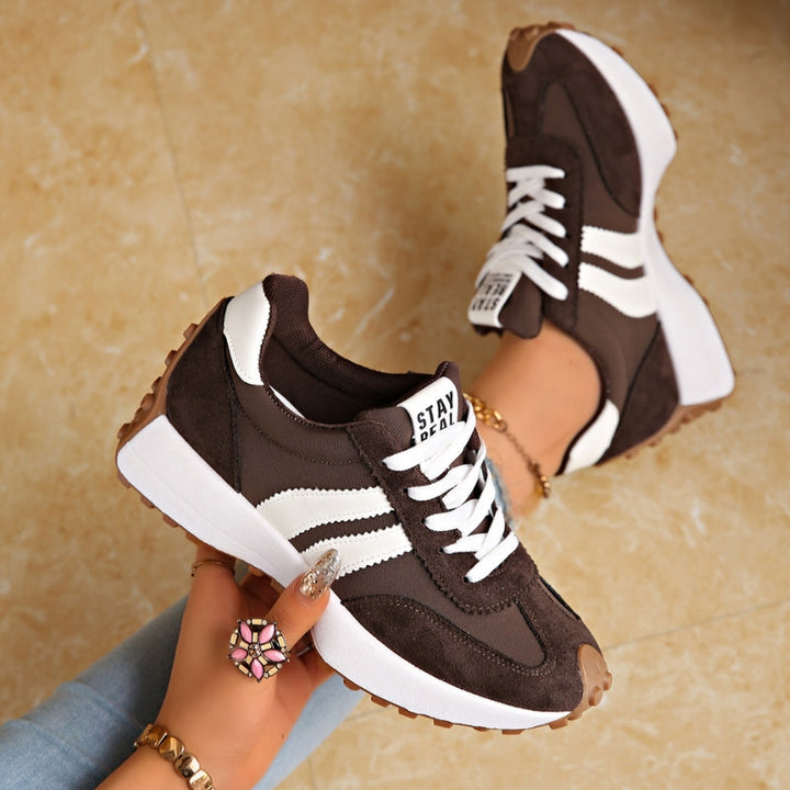 Women's Retro Platform Running Sneakers in Suede for Street Style 3