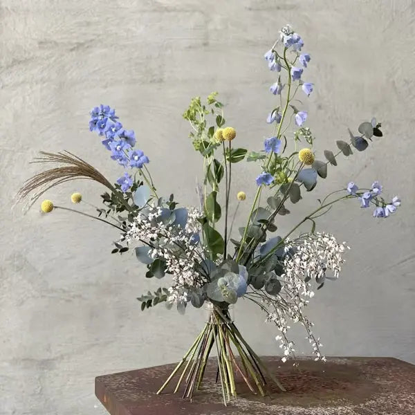 Reusable Flower Arranger Vase Insert for Upright, Fresh-Looking Bouquets 17
