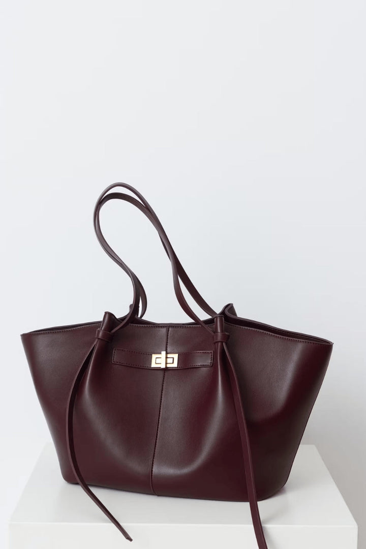 Everyday Leather Tote Bag with Front Closure Detail 9