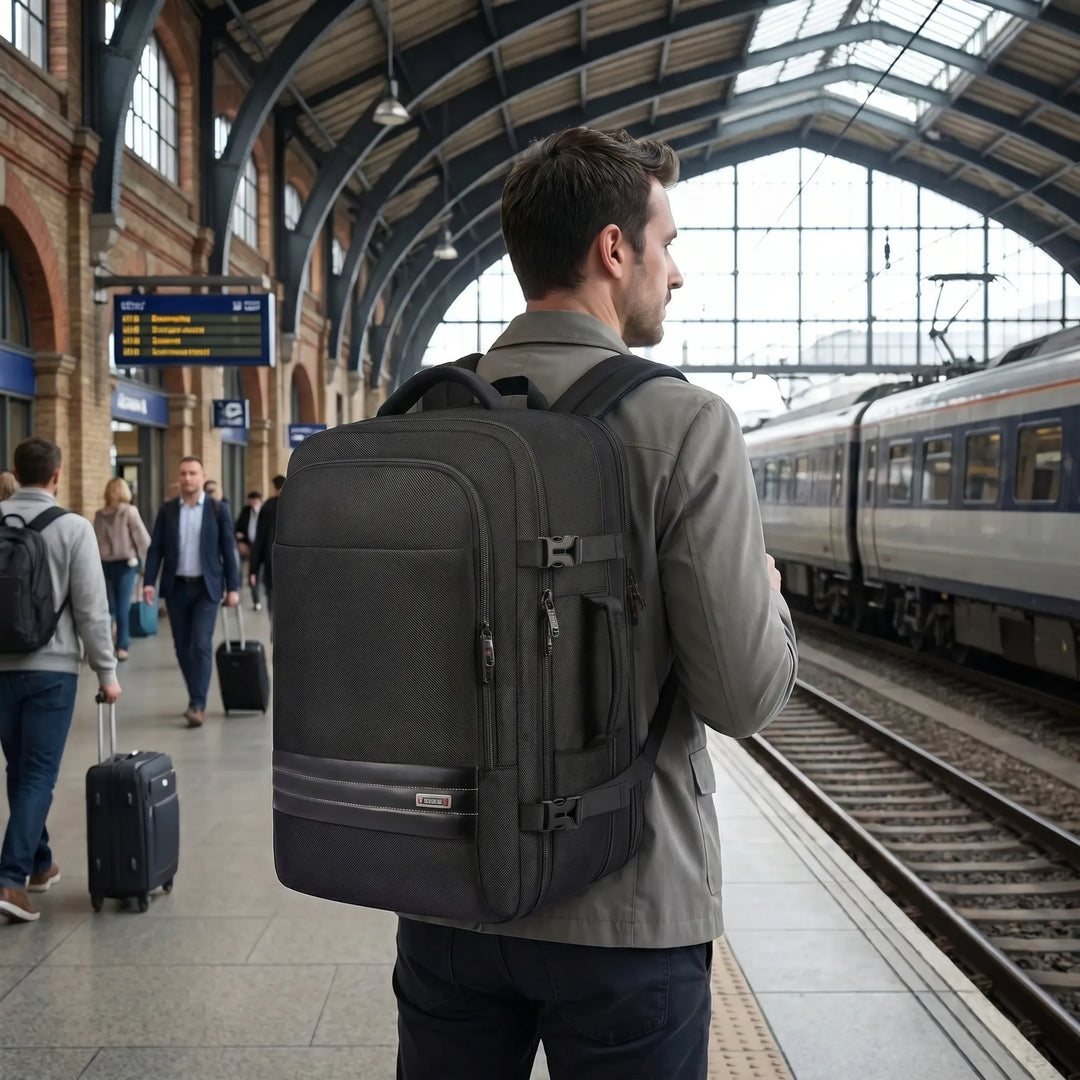 Expandable Travel Backpack - Aerovent
