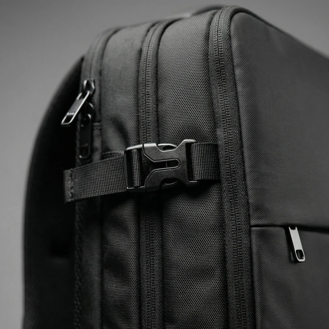 Expandable Travel Backpack - Journiq