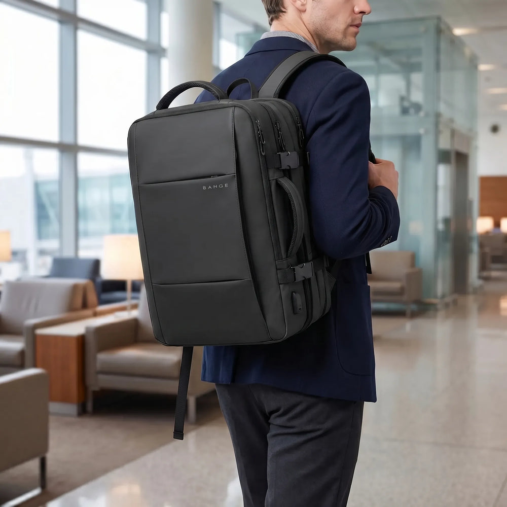 Expandable Travel Backpack - Omnivoy