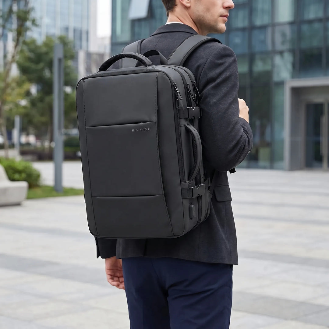 Expandable Travel Backpack - Omnivoy