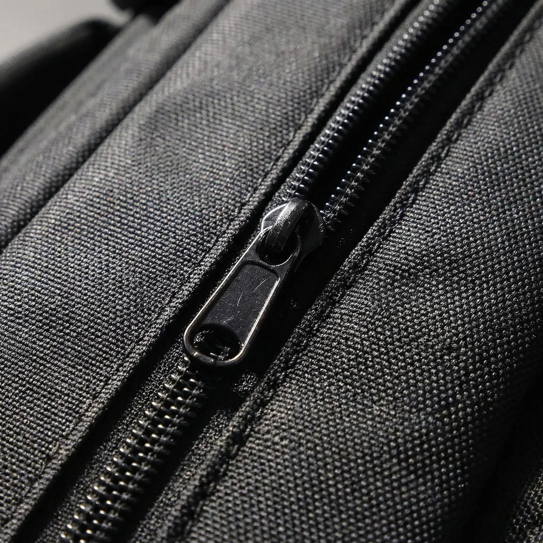 Expandable Travel Backpack - Vacutrek