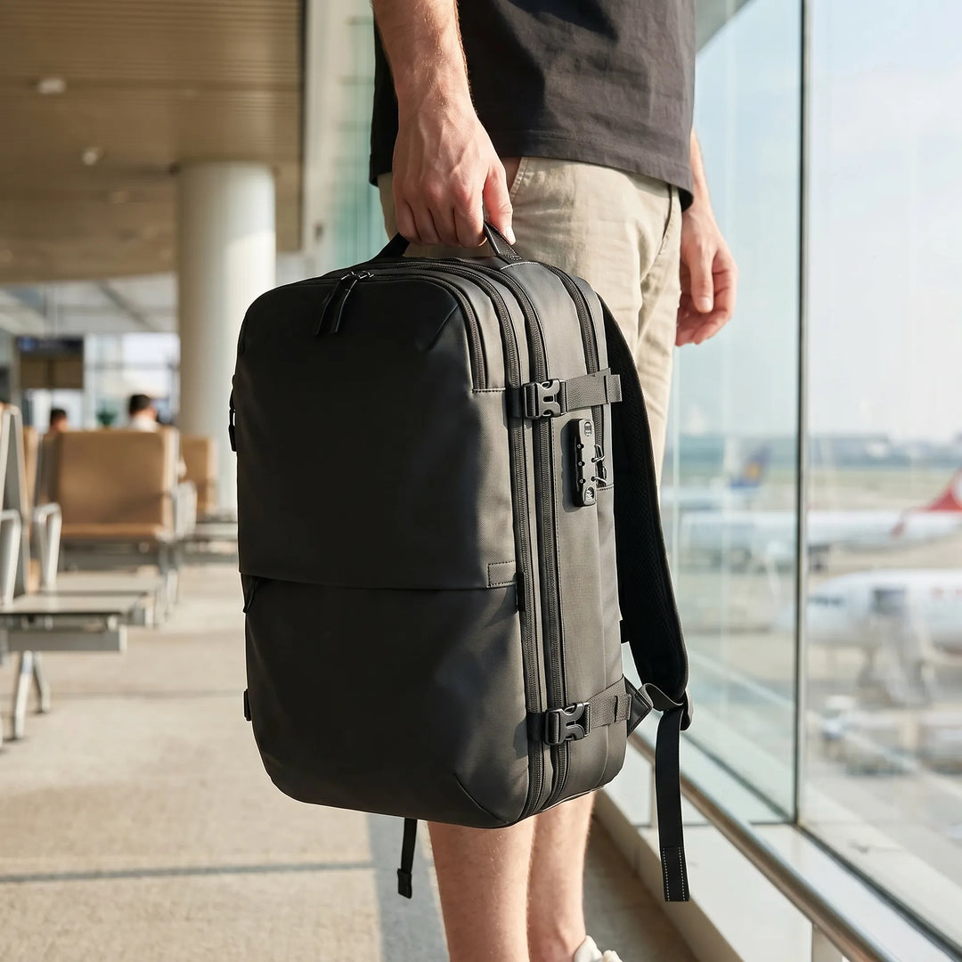 Expandable Travel Backpack - Volumex