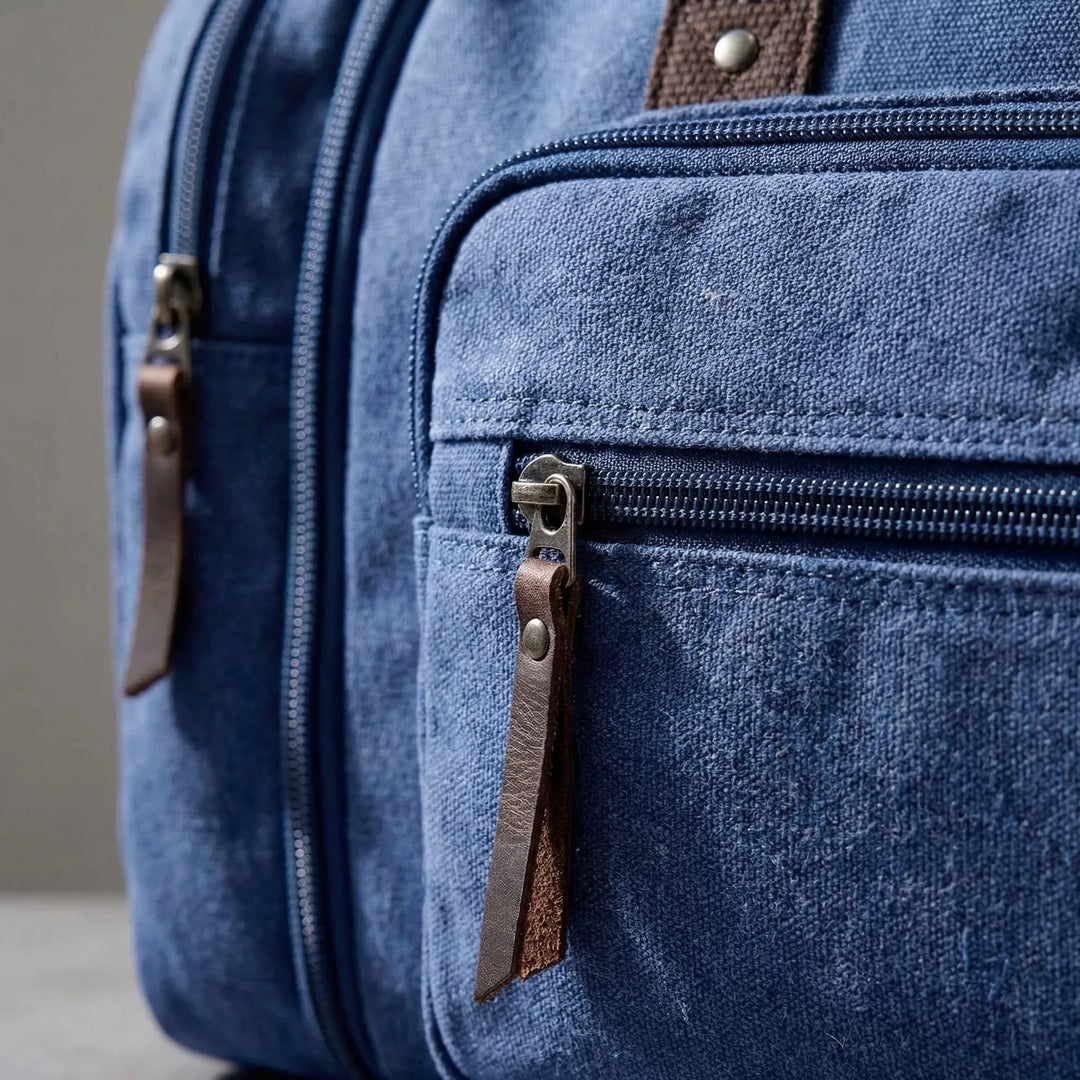 Expandable Weekender Duffel Bag - Voyagely