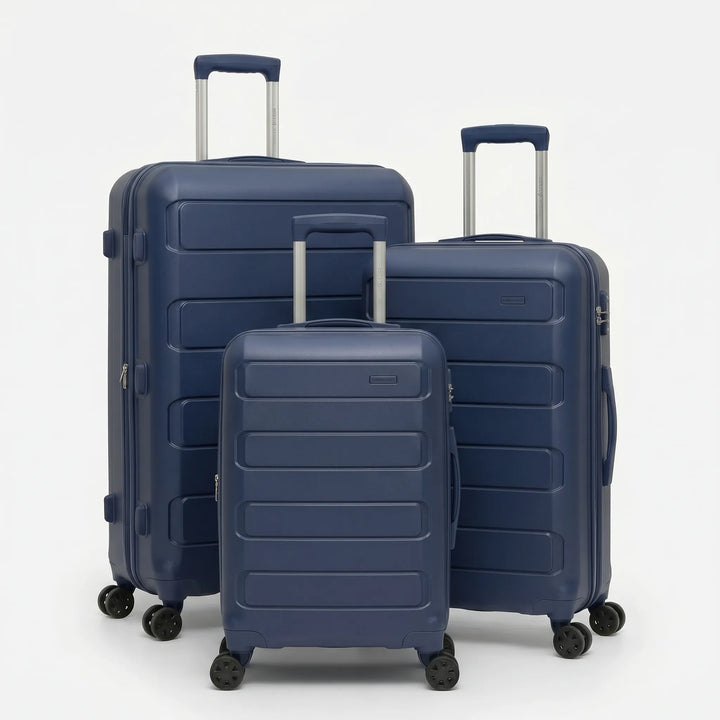 Expandable Hardshell Spinner Suitcase - Wayfara