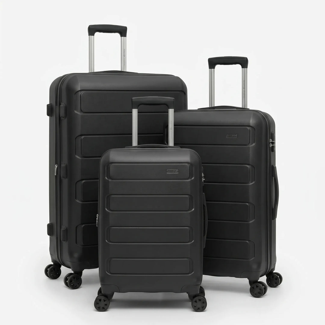 Expandable Hardshell Spinner Suitcase - Wayfara