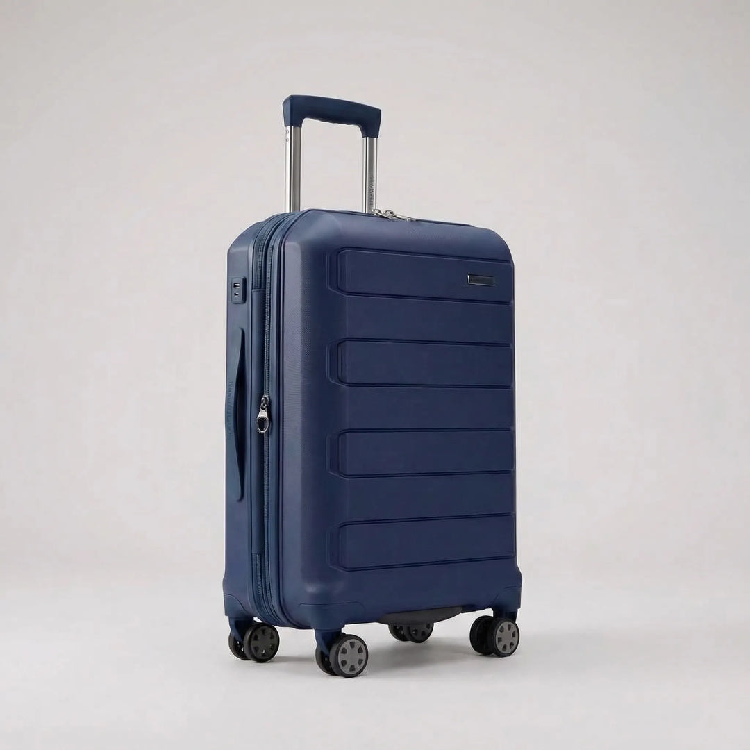 Expandable Hardshell Spinner Suitcase - Wayfara