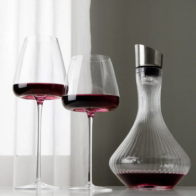 Handcrafted Crystal Wine Glasses for Special Occasions 3