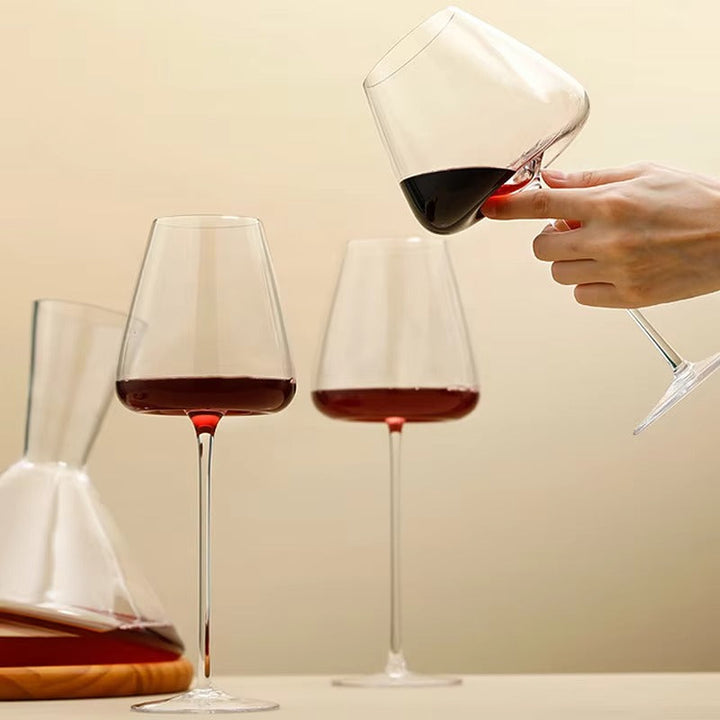 Handcrafted Crystal Wine Glasses for Special Occasions 9