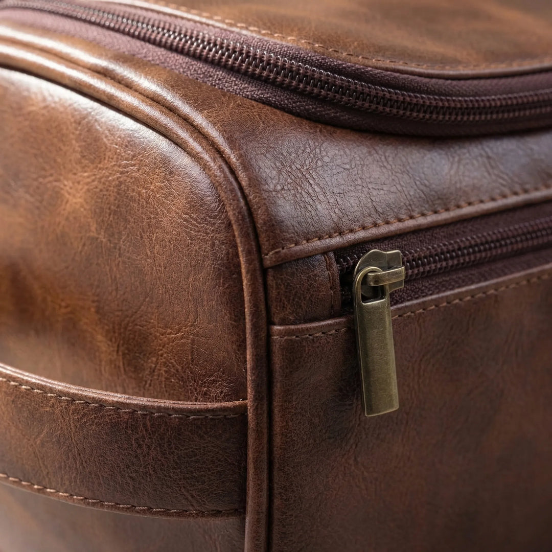 Hanging Travel Toiletry Bag - Voyagery
