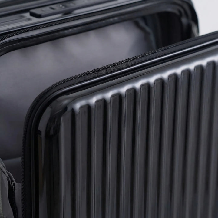 Hard-Shell Carry-On - AeroRoll