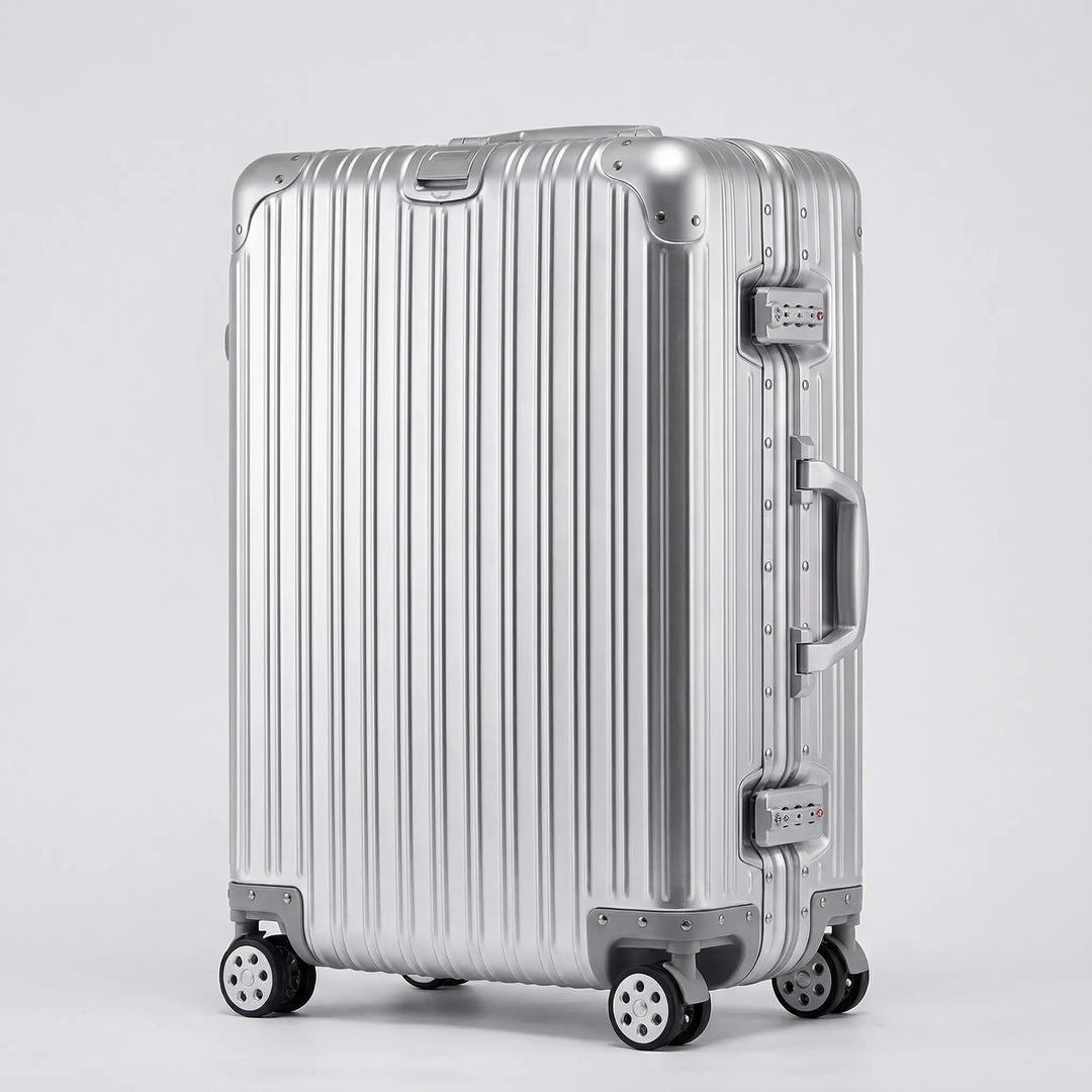 Hard Shell Spinner Suitcase - AeroTrek