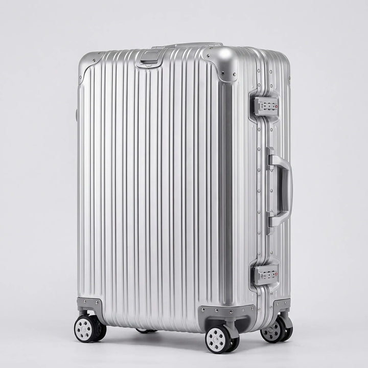 Hard Shell Spinner Suitcase - AeroTrek
