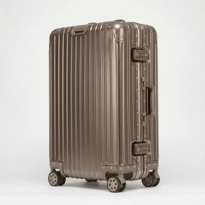 Hard Shell Spinner Suitcase - Aerolith