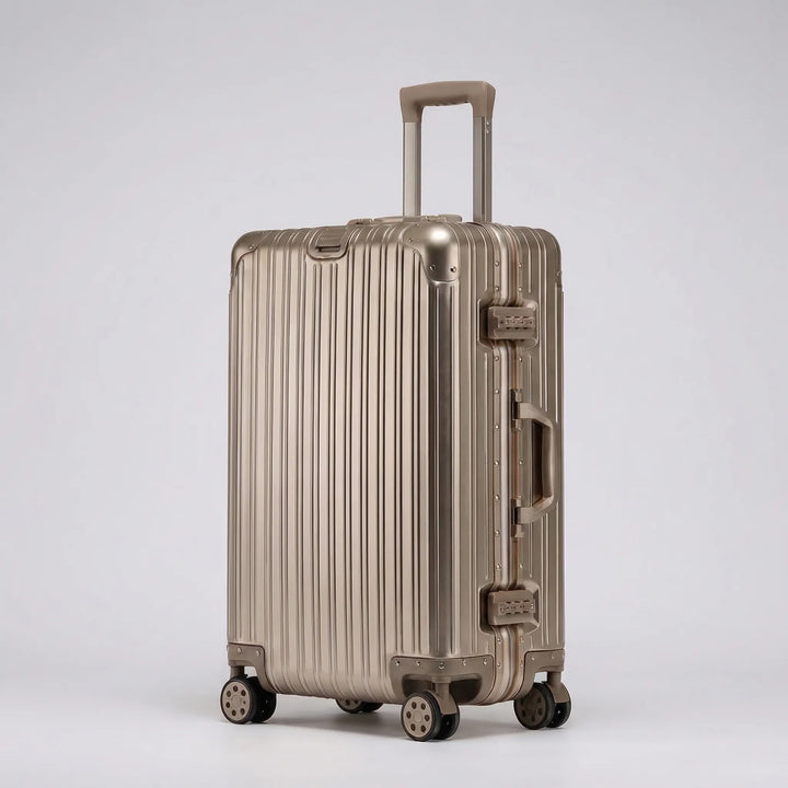 Hard Shell Spinner Suitcase - Aerova