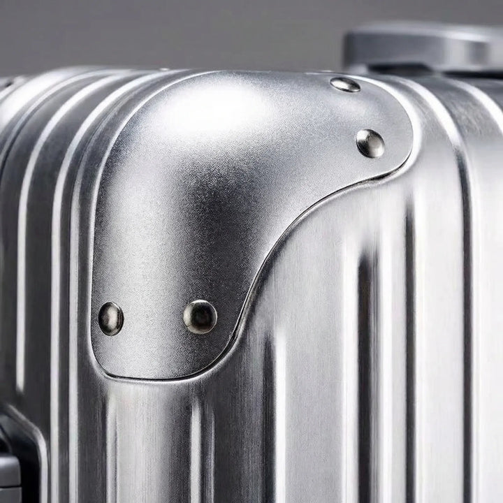 Hard Shell Spinner Suitcase - Vayago