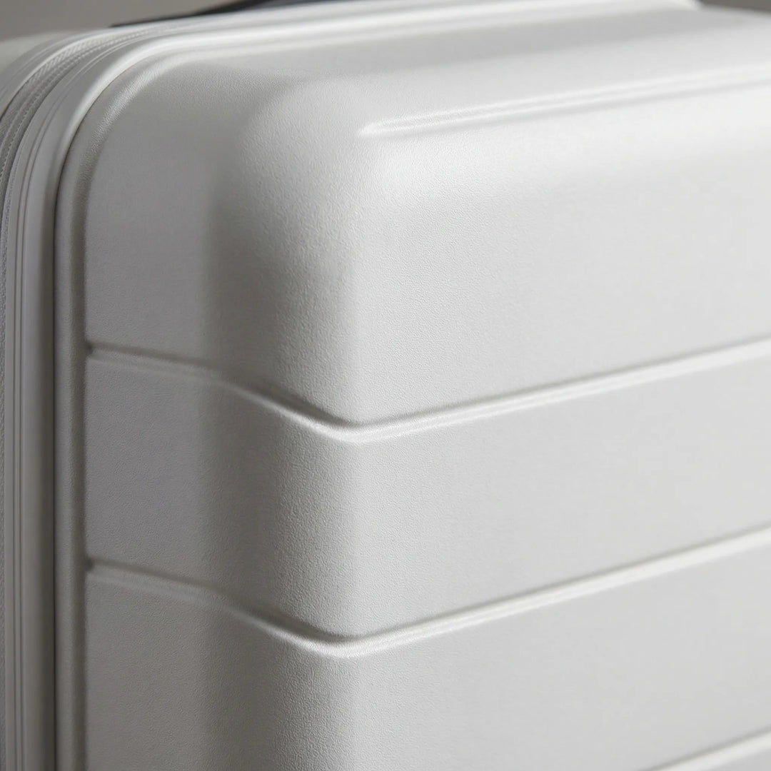 Hard Shell Spinner Suitcase - Vexara