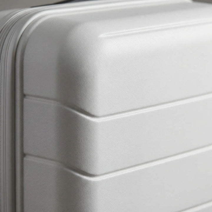 Hard Shell Spinner Suitcase - Vexara