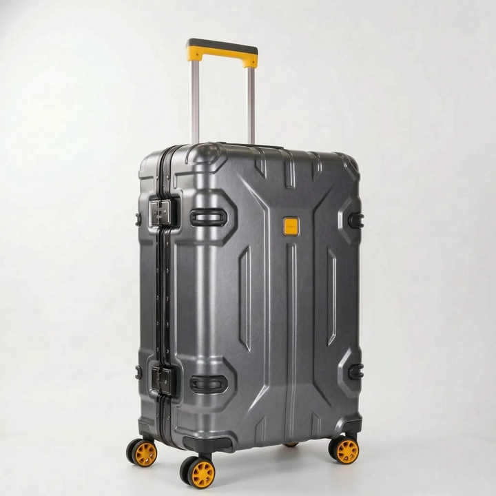 Hard Shell Suitcase - Aerotrek
