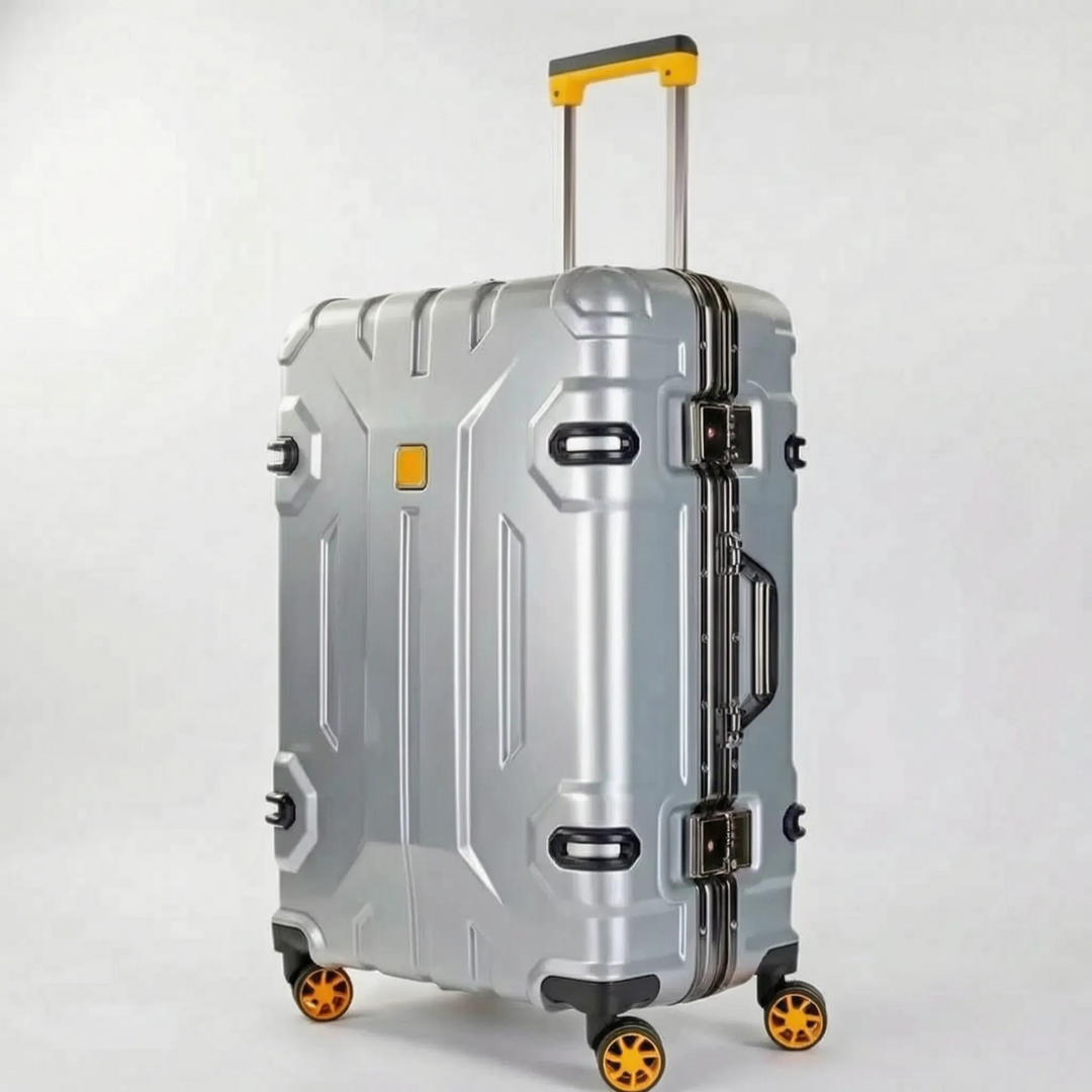Hard Shell Suitcase - Aerotrek