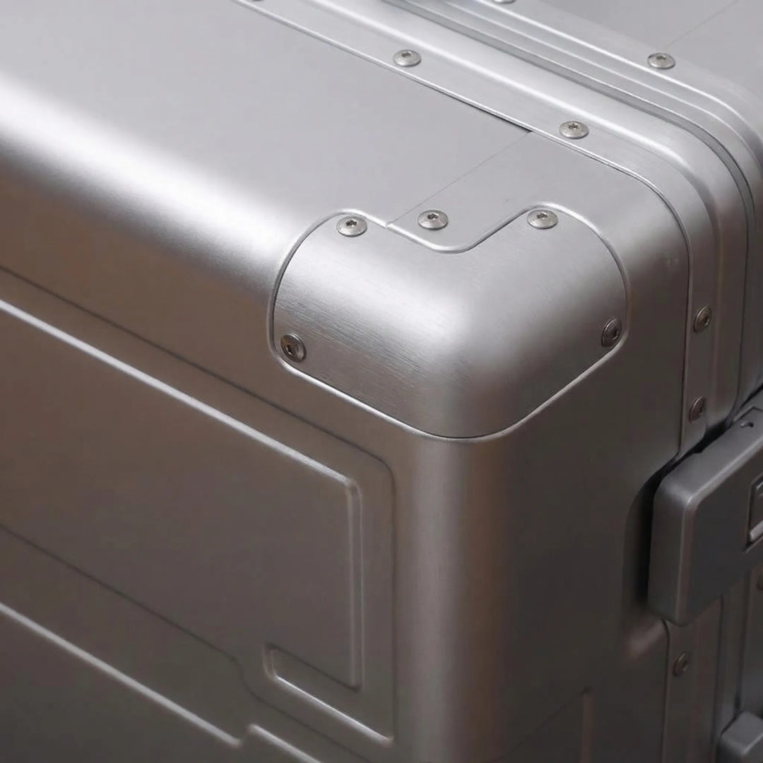 Hard Shell Suitcase - Aerovoy