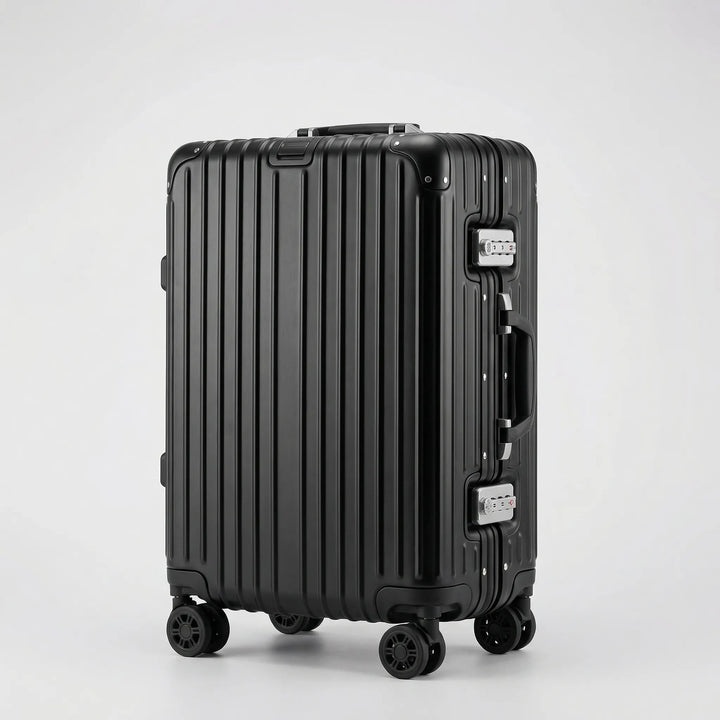 Hard Shell Suitcase - Vektra