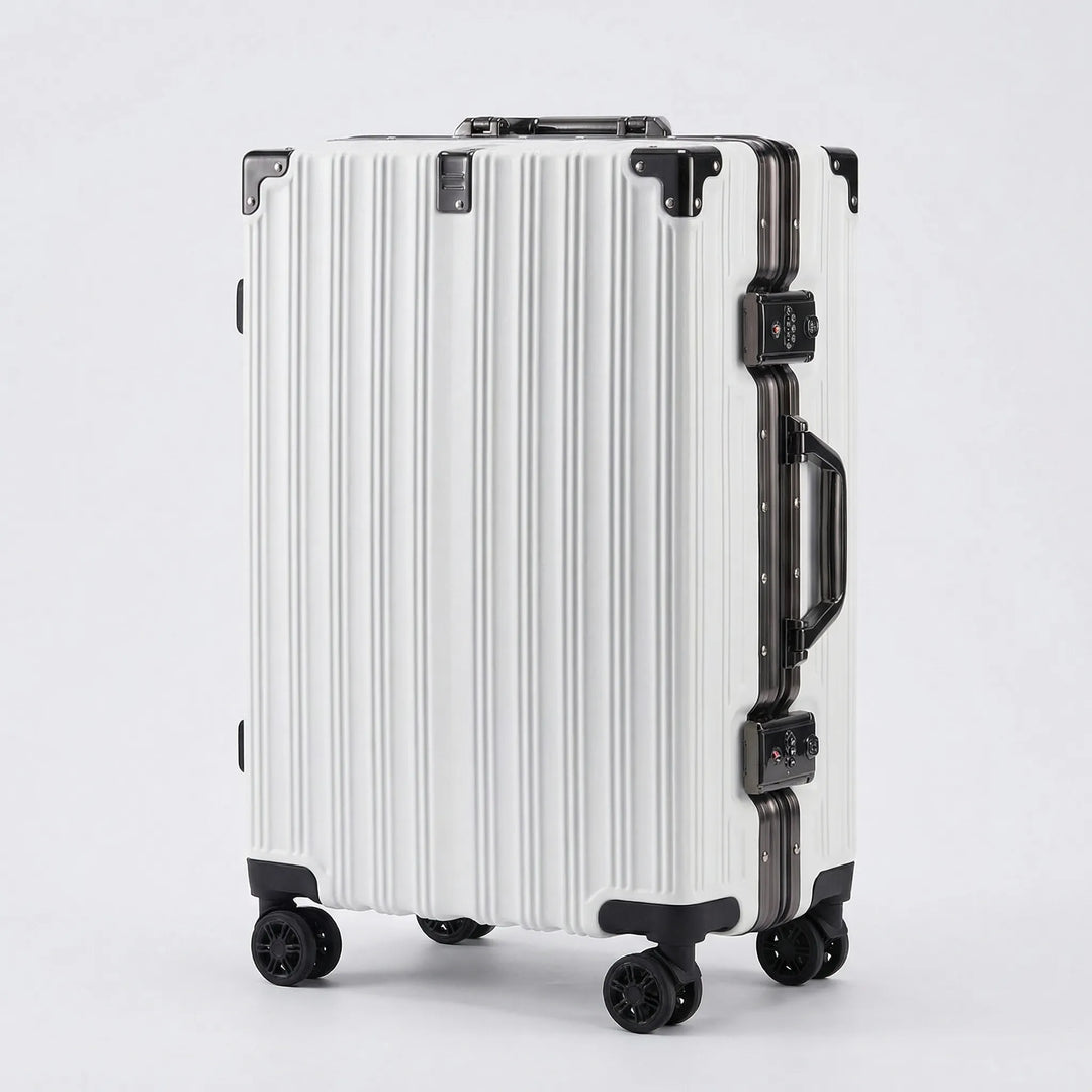 Hard Shell Suitcase - Vektra