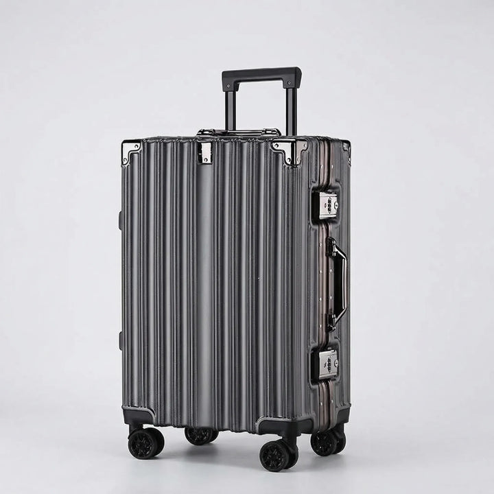 Hard Shell Suitcase - Vektra