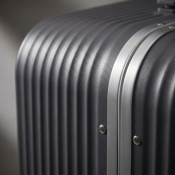 Hard Shell Travel Suitcase - Aerove