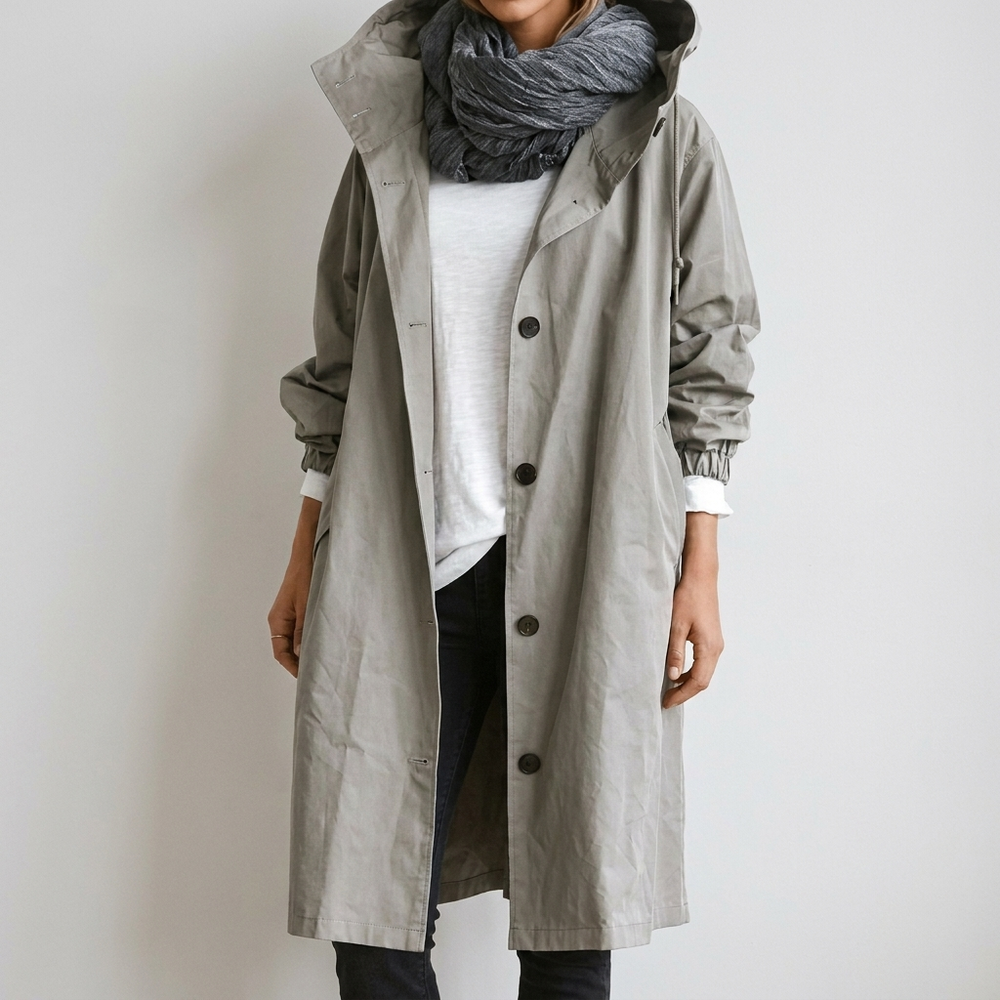 Women's Raincoat | Waterproof & Lightweight 2