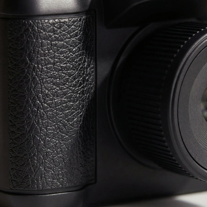 Miniature Digital Pocket Camera - PixaClip