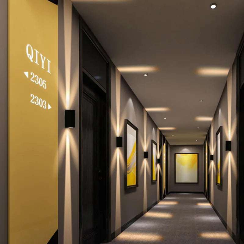 Modern Outdoor Wall Light for Stylish Exterior Lighting 2
