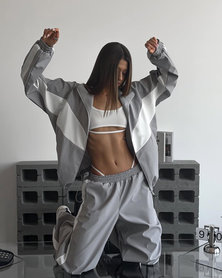 Women's Windbreaker Tracksuit Set with Wide-Leg Pants 20