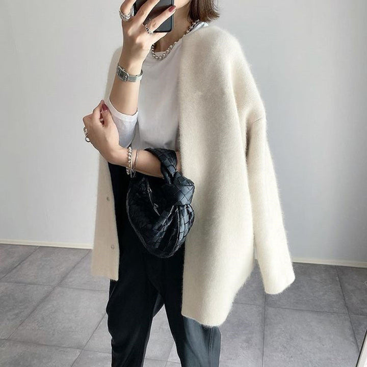 Women's Soft Cashmere Cardigan, Lightweight, Warm and Elegant 3