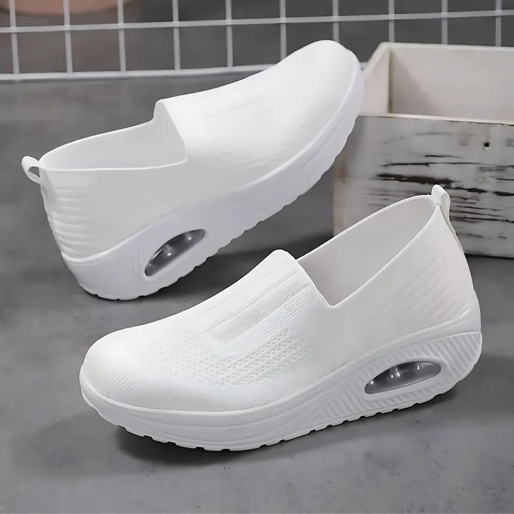 Orthopedic Comfort Shoes for Women | Cushioned Sole & Easy Slip-On 2