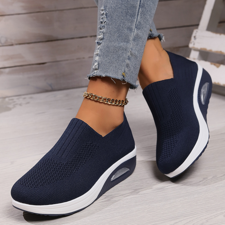 Orthopedic Comfort Shoes for Women | Cushioned Sole & Easy Slip-On 3