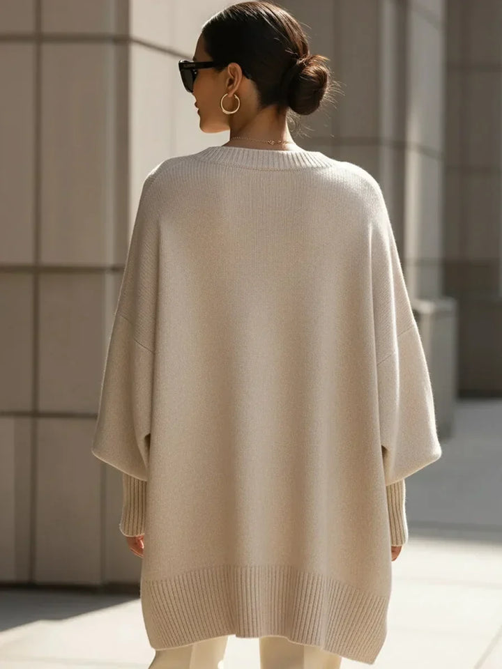 Women's Warm Oversized Wool Sweater with Asymmetric Hem 4