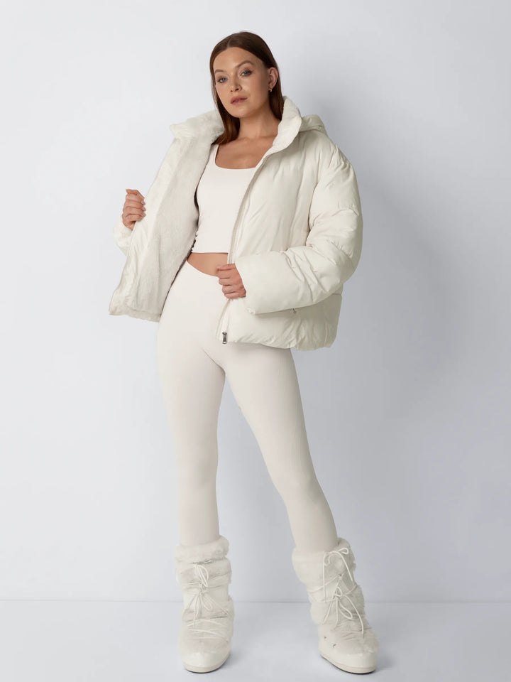 Women's Cropped Padded Puffer Jacket with Detachable Hood and Fleece Lining 2
