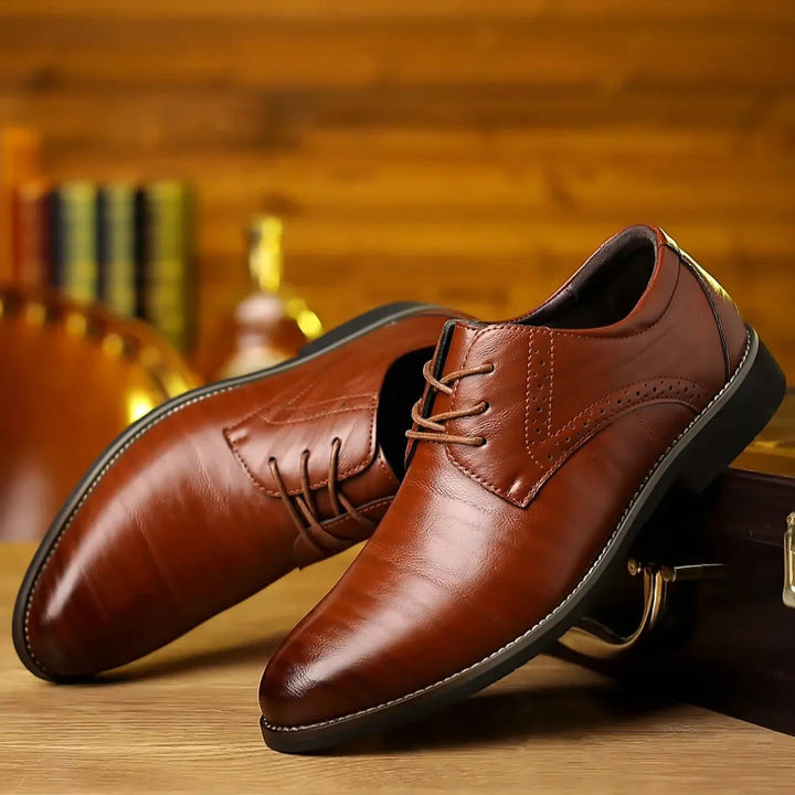 Men's Closed-Lace Oxford Dress Shoes with Brogue Perforation Detail 1