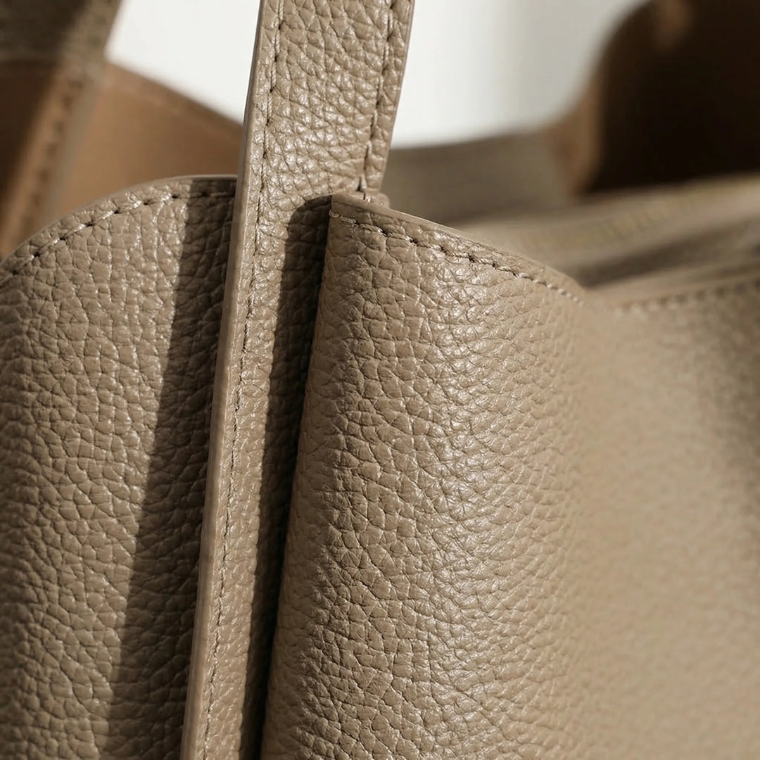 Structured Bucket Bag - Valenza