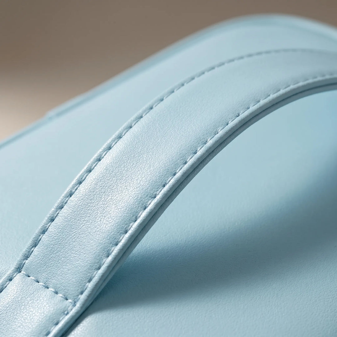 Structured Cosmetic Travel Bag - Valoriq