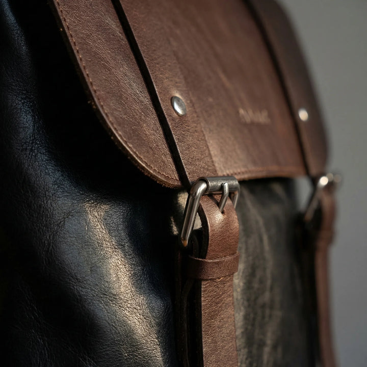 Structured Daily Flap Backpack - Veltora